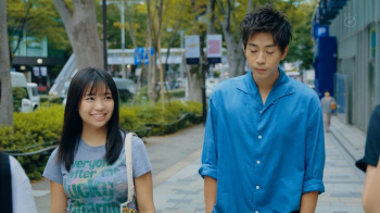 【画像】ドラマ「時をかけるバンド」大原優乃さんのTシャツがパンパンで張り裂けそうな着衣巨乳がエロい件！の画像