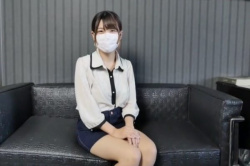 【無修正シロウト動画】可愛い服装をしたシロウト女子がホテルに撮影で登場！肌もアソコもキレイで良画質に耐えれるカラダだぞ！！マスクも取るよー！（ 前編 ）の画像