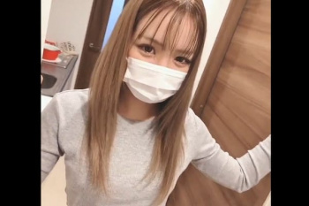 【シロウト動画】薄モザ！美ギャルの後輩自宅のマンション部屋に潜入！お風呂場で抜いてもらえるなんて裏山なんですけがっ！ネイル◎ ショーパン◎ 見た目◎ 瞳◎の画像