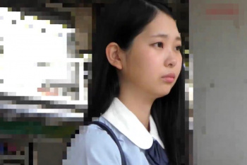 【シロウト動画】リアル社会だったら即犯罪・即逮捕な妄想シチュ！襲いたい願望男子大歓喜！電車内でまさぐって生挿入＆中出しありえん！そして多目的トイレへ！の画像