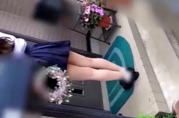 【無修正シロウト動画】親御さん居ぬ間に女子校の女のコの部屋でヤりたい放題ヤる！顔チラを見逃すな！白肌◎ ガチ素人感◎ 最後ジャングルお○んこに生中出し！の画像