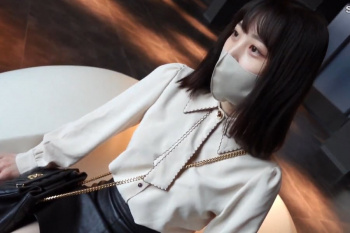 【無修正シロウト動画】可愛いデート服姿で待ち合わせに登場する黒髪シロウト女子ハメ撮り！公園の多目的トイレ＆室内ベッドで生中出し２発射だ！ビラビラ◎　の画像