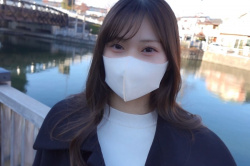 【無修正エロシロウト動画】マスク取っても美人なＳＳＳ級上物シロウト女子と公衆トイレフェラ抜きからのホテル本番ハメ撮り！透き通る美肌に興奮！最後生中✕２！の画像
