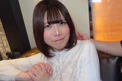 【無修正エロシロウト動画】高画質！目ヂカラ強めキレカワ系シロウト女子ハメ撮り！推定Ｅカップ美乳＆美乳首に興奮！最後パイパン生中出し＆フェラ胸出し！身体◎の画像