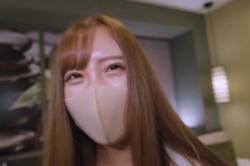 【無修正エロシロウト動画】販売元削除済！茶髪ロング細身美脚マスク美人ギャルと大阪道頓堀で待ち合わせハメ撮り！バックハメ興奮！最後正常位パイパン生中出し！の画像