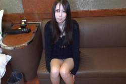 【無修正エロシロウト動画】乱れ黒髪ロング横画面!推定Gカップ愛人にいそうなシロウト女子ハメ撮り!続き後半最後生外出しするものの途中から中出し!ひどいなー!の画像