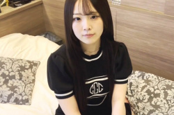 【無修正エロシロウト動画】高画質！横画面！ロング黒直髪ワントーン黒コーデ姿かわいい女子ハメ撮り！前後からお○んこ丸見え！最後は静かにパイパン生中出し！？の画像