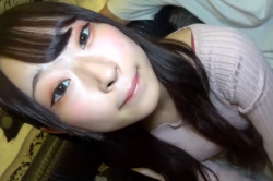 【無修正エロシロウト動画】ロングヘア細身美尻シロウト女子を薄暗いホテルでハメ撮り！最後は正常位パイパン生中出しだぞ！ピチ美肌◎良スタイル◎販売元削除済◎の画像