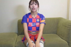 【無修正エロシロウト動画】ほとんどお腹見えちゃってるチアガール姿の元気なキレイ系女子ハメ撮り！前戯でくぱぁ丸見え＆電動おもちゃで喘ぐ！最後バック生中だ！の画像