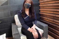 【無修正エロシロウト動画】推定Ｄカップお椀型美乳！スタイル抜群キレイ系美人お姉さんホテルでハメ撮り！最後はゴム外してバック生中出し発射だ！販売元削除済◎の画像