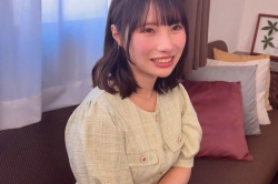 【エロシロウト動画】男慣れしてるヤリマンビッチ系コンサバワンピ服姿のカワイイ童顔女子がフェラ抜き撮影！続き後半最後は口内発射＆笑顔でごっくんだ！高画質◎の画像