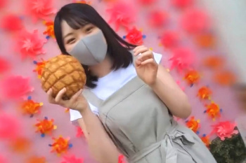 【丸見えエロシロウト動画】黒髪セミロング重ね着ワンピース服シロウト女子とデート後ホテルで昼間からハメ撮り！最後は生中出し！販売元削除済◎横画面◎画角注意の画像