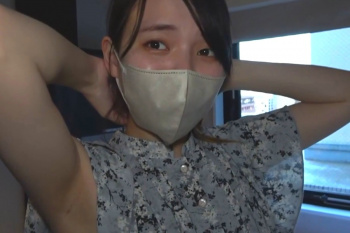 【丸見えエロシロウト動画】照れた笑顔がウブな重ね着ワンピース純朴ポニテ黒髪女子ハメ撮り！陰毛お○んこ生中出し！２回目も生中！フェラ抜きもあるぞ！長時間◎の画像