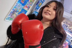【エロシロウト動画】ゆるふわロング髪シロウト上物女子と待ち合わせラブホＳＥＸ！再び！高層ホテルで続き後半ズッコンバッコン昼間から始める！高画質◎長時間◎の画像