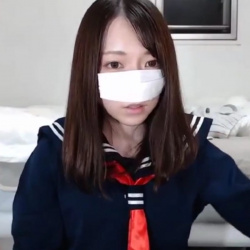 【ライブチャット】紺色の冬セーラーって何かソソるね！リアルの世界でモテそう女子がディルドフェラ！！の画像