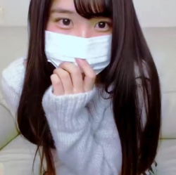 【無修正ライブチャット】完璧なおっぱいと完璧な顔面女子！何回見ても美しいですなぁ〜！＊画質注意＊の画像