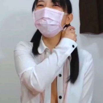 【無修正ライブチャット】アニメ流しながらマイペースにセクシーな生配信をする黒髪ツインテ素人チャット女子！超長時間の第一弾！マイメロ◎オタク◎純白下着◎の画像