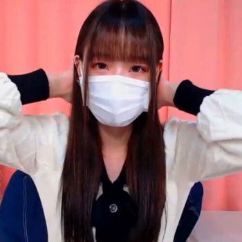 【無修正ライブチャット】キタ高精細！前髪ぱっつんロングヘアーＳ級激カワ素人女子降臨！途中髪を結んで裸パイパンＭ字くぱぁ＆おもちゃオナ！マスク取るぞ！の画像