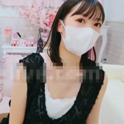 【エロライブチャット】かわいい薄紫色のお洒落部屋からエロライブ!透明感あふれる素人系清楚女子がパンモロおもちゃ電動ローター当てオナ開始だ!雑談◎白美脚◎の画像