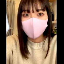 【エロライブチャット】金銭交渉で推定Ｅカップ＆素顔を晒し出す！新人女優にいそう太眉マスク清楚美人女子エロライブ！続きの後半最後まで見逃すなよ！即削除注意の画像