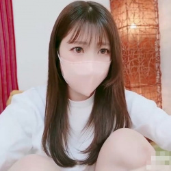 【無修正エロライブチャット】茶髪ロングストレート綺麗系美人女子が長時間エロライブ!即脱ぎ白肌下着姿からのパイパンお○んこ接写ハダカ複数おもちゃ当てオナ!の画像