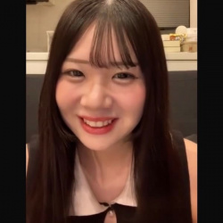 【無修正エロライブチャット】販売元削除済!アイドル並SSS級めっかわ女子が自宅妊婦エロチャット!ワンピめくり上げソファM字パイパン指オナニー!愛嬌笑顔◎の画像