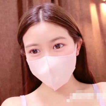 【無修正エロライブチャット】長時間！横画面！中分けロング赤茶髪おでこ綺麗マスク美人エロチャット！後半顔出し＆超接写で股間一本指入れオナだ！推定Ｄカップ◎の画像