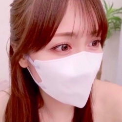 【無修正エロライブチャット】横画面！ＳＳＳ級マスク美人女子は推定Ｈカップ美巨乳の持ち主！吸い込まれそうな瞳と美声にズキュン！Ｗおもちゃの続き後半完結編！の画像