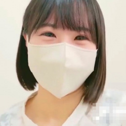 【無修正エロライブチャット】顔超接写！白ブラウス黒キャミ白色下着ボブ髪マスク女子爆誕エロライブ！超接写くぱぁ＆おもちゃオナニー開始だ！超長時間◎横画面◎の画像
