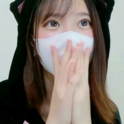 【無修正エロライブチャット】現役アイドル並ＳＳＳ級大降臨！クリクリ瞳マスク美女ハダカ姿エロチャット！後半戦！超接写クリアなピンクお○んこ丸見え！横画面◎の画像