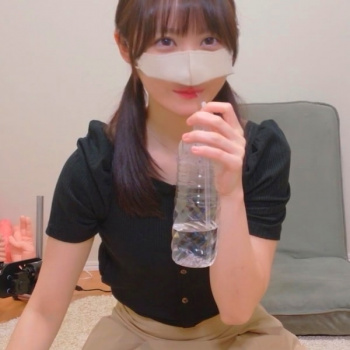 【丸見えエロライブチャット】アイドル並ツインテ黒茶髪ＳＳＳ級さいかわ丸顔女子再び降臨エロチャット！接写Ｍ字くぱぁ＆おもちゃオナだ！販売元削除済◎横画面◎の画像