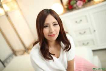 【無修正動画】神崎るみ　感じやすく直ぐ勃起する黒乳首がエロいの画像