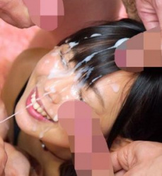 【竹田ゆめ】アイドル級美人女優が素人男優たちに大量顔射ザーメンぶっかけシャワーの画像