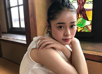 #MINAMO 超大型新人 AV DEBUT【圧倒的4K映像でヌク!】の画像