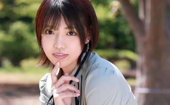 メジャーデビューまでしたガチマジ本物アイドル極秘AVデビュー #依田まの(よりたまの)の画像