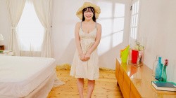 恋川こもも AVデビュー｜152cmの小柄ボディ×Kカップの衝撃ギャップ！グラビア出身の癒し系新人の画像