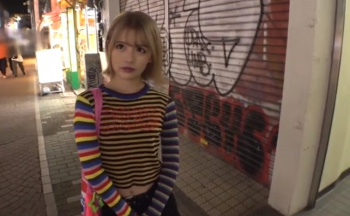 【素人ギャルレイプ】原宿系のスタイル抜群のギャルちゃんをナンパして乳首舐めたりマンコ穿ったりしたら可愛い喘ぎ声聞けた♡『ああんっ///イクゥ』の画像