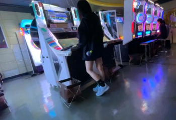 【音ゲー彼女とイチャラブカーセ】【神回】【無修正】可愛い清楚系音ゲー彼女といちゃいちゃチュープリからの車でおマ〇コ虐めて彼氏チ〇ポでイカせちゃう♡の画像