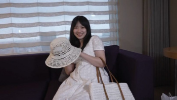 【美少女ハメ撮り】SNSで出会えるこんなに清楚でこんなに可愛いお嬢様JDのこの子がこの後めちゃくちゃエロい事になる!?明らかに慣れてないのに感じてる姿はエロ過ぎる♪の画像