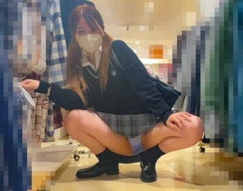 あたシコ欲が止まらない!見せたがりの素人女子たちの野外露出画像の画像