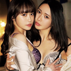 夫へ復讐するため同僚とレズ不倫するWサレ妻…グチョグチョのアソコを子どものように夢中で舐め犯し欲望のままに求め合う密会性交の画像