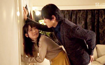 - 有馬芳彦 - 告白できずにいた友達同士の2人が、隣の部屋でエッチしているカップルに刺激されて濃厚に絡み合うラブラブエッチの画像