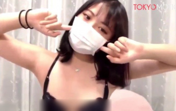 【ライブチャット 神美少女オナニー♡】笑顔が可愛い巨乳童顔美少女ちゃんが乳首をこねくり回して生チクニー♡おっぱいをむぎゅーっと♡寄せて誘惑してきてエロ可愛い♡の画像