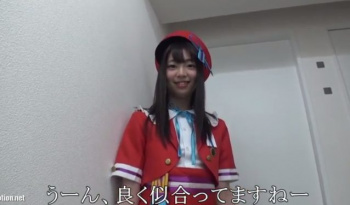 【おっさんの濃厚キスで口内レイプ】マジで可愛いアイドル級の美少女コスプレイヤーが変態オジサンの濃厚ディープキスで口内汚辱レイプされちゃう♡の画像