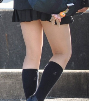 もっとも身近で危険なエロはJKだ！！ヤバめの画像をセレクトしましたの画像