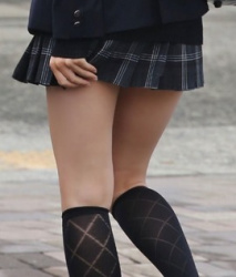 ６月最後の女子高生スペシャル　やっぱりJKの生足・ふとももは最高だ！！の画像