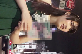 「地下アイドルナンパ地下アイドルナンパ」健気にビラ配りに励む地下アイドルにお小遣いを握らせハメ撮りSEXの画像