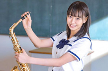 純粋無垢な泣き虫美少女がAVデビュー 花門のんの画像