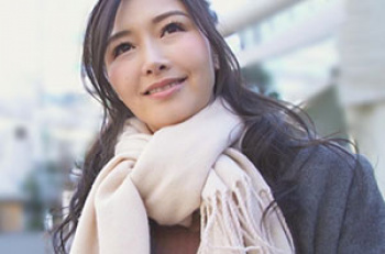 子どもじゃなくて欲しいのはただ快感だけ！5年ぶりの生SEXに美人妻が精子を注がれ喜び酔いしれる 三浦歩美の画像
