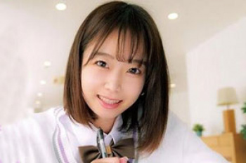 超可愛い小悪魔女子高生が家庭教師に純白パンティを見せつけ誘惑！の画像